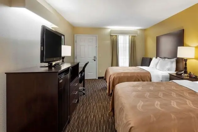 Two Double Beds NonSmoking,Pet Friendly Room