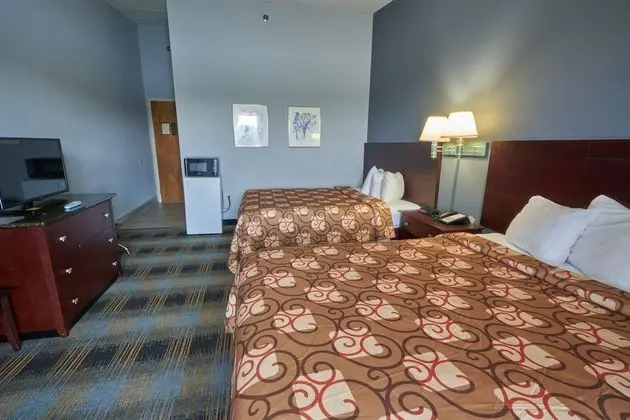 Courtyard Room, 2 Queen Beds with River-view, Non-Smoking