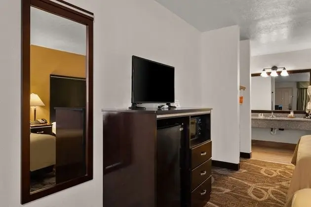 Oda, 2 Büyük (Queen) Boy Yatak (Pet Friendly)