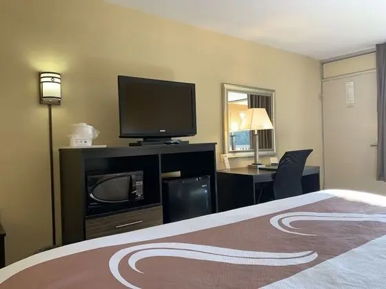 Oda, 1 Çift Kişilik Yatak, Engellilere Uygun, Sigara İçilmez