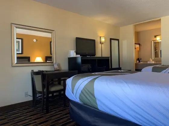 Oda, 2 Çift Kişilik Yatak, Sigara İçilmez