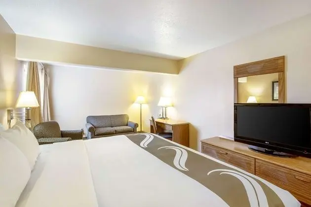 Süit, 1 En Büyük (King) Boy Yatak, Sigara İçilmez