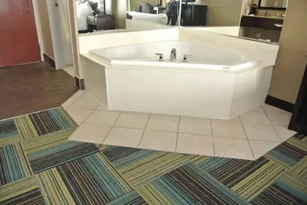 Oda, 1 En Büyük (King) Boy Yatak, Sigara İçilmez (2 person Hot Tub)