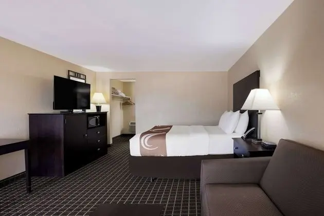 Oda, 1 Büyük (Queen) Boy Yatak, Sigara İçilmez