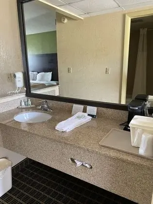 Süit, 1 En Büyük (King) Boy Yatak ve Çekyat, Sigara İçilmez