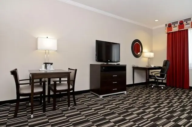 Süit, Birden Çok Yatak, Sigara İçilmez