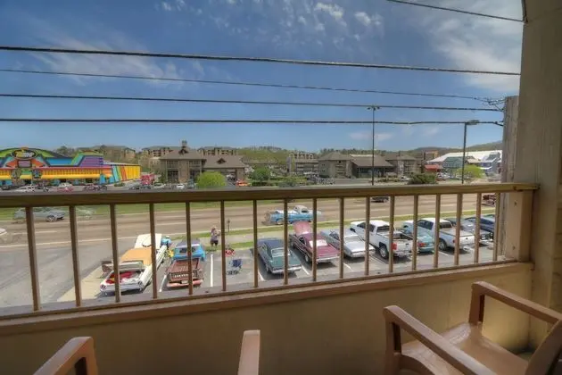 Süit, Sigara İçilmez, Balkon