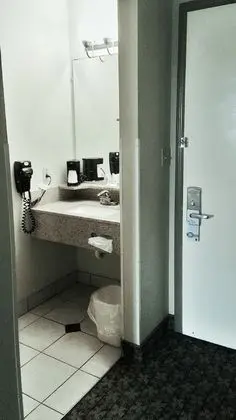 Oda, 1 En Büyük (King) Boy Yatak, Engellilere Uygun, Sigara İçilmez