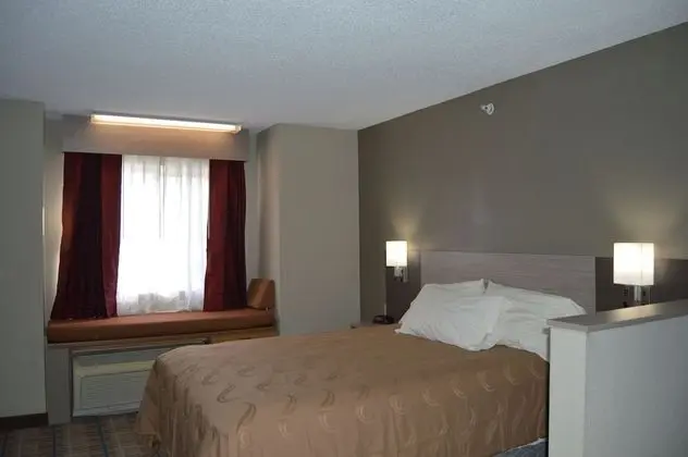 Standard Oda, 1 Büyük (Queen) Boy Yatak, Sigara İçilmez