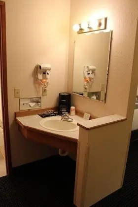 Standard Oda, 1 Büyük (Queen) Boy Yatak, Sigara İçilmez