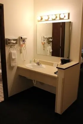 Standard Oda, 2 Büyük (Queen) Boy Yatak, Sigara İçilmez