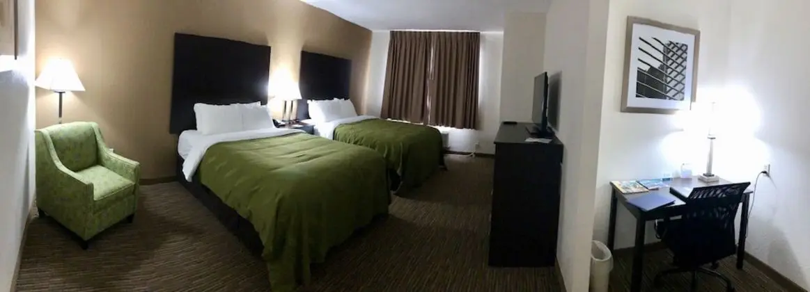 Oda, 2 Büyük (Queen) Boy Yatak, Sigara İçilmez