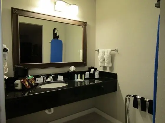 Oda, 2 Çift Kişilik Yatak, Göl Manzaralı