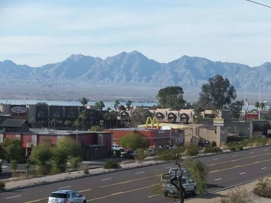Standard Oda, 2 Büyük (Queen) Boy Yatak, Sigara İçilmez
