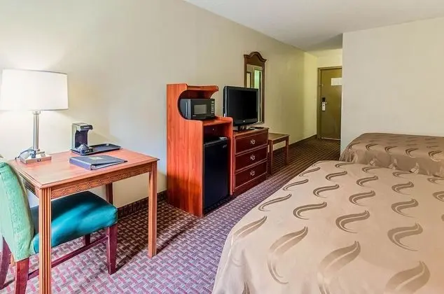 Oda, 2 Büyük (Queen) Boy Yatak, Sigara İçilmez (Pet Friendly)