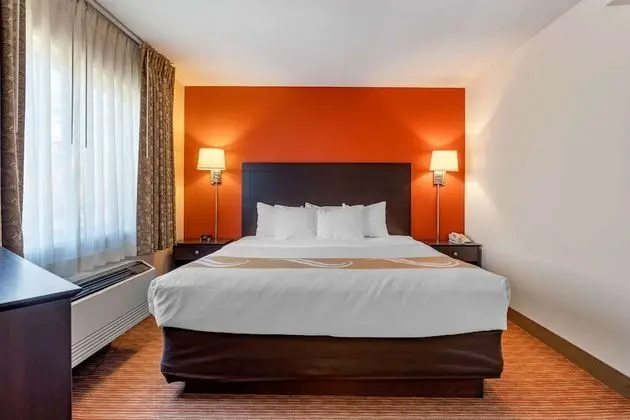 Süit, 1 En Büyük (King) Boy Yatak ve Çekyat, Sigara İçilmez