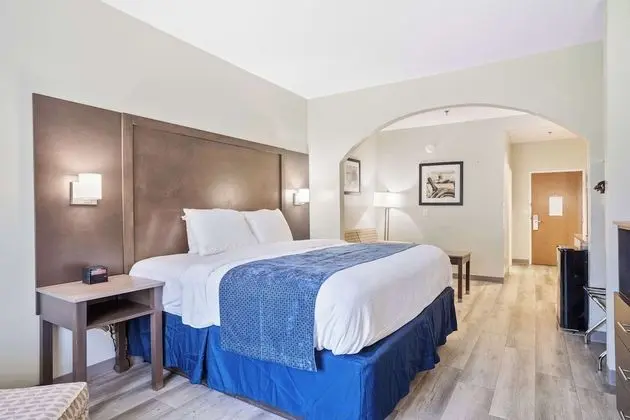 Süit, 1 En Büyük (King) Boy Yatak, Sigara İçilmez