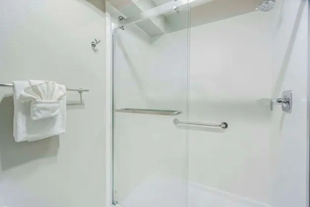 Oda, 1 En Büyük (King) Boy Yatak, Sigara İçilmez (Pet Friendly)