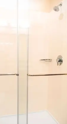 Standard Oda, 1 En Büyük (King) Boy Yatak, Sigara İçilmez