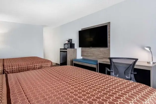 Oda, 2 Büyük (Queen) Boy Yatak, Sigara İçilmez (Efficiency)