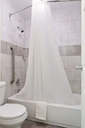 Oda, 1 En Büyük (King) Boy Yatak, Sigara İçilebilir