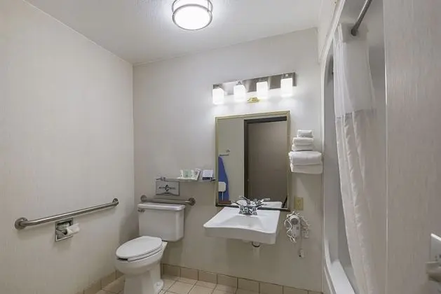 Oda, 1 Çift Kişilik Yatak, Engellilere Uygun, Sigara İçilmez