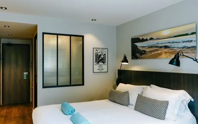 Comfort Tek Büyük Yataklı Oda