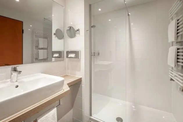 Deluxe Oda, 1 Çift Kişilik Yatak ve Çekyat, Sigara İçilmez (1 Double Bed and 1 Person Sofa Bed)