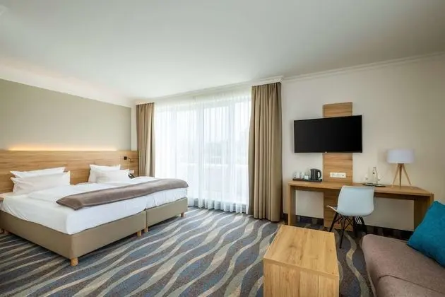 Süit, 1 Çift Kişilik Yatak ve Çekyat, Sigara İçilmez (1 Double Bed and 1 Person Sofa Bed)