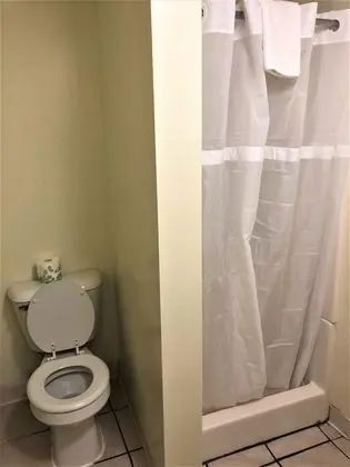 Standard Oda, 1 Büyük (Queen) Boy Yatak
