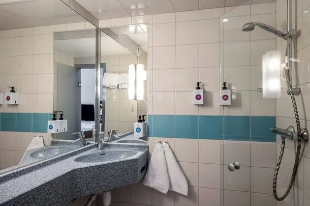 Standard Oda, 1 Çift Kişilik Yatak, Sigara İçilmez