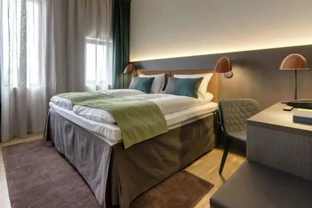 Standard Oda, 1 Çift Kişilik Yatak, Sigara İçilmez (Iron Ironing Board)