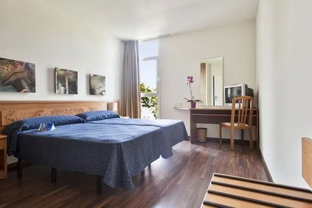 Üç Kişilik Oda (Child)