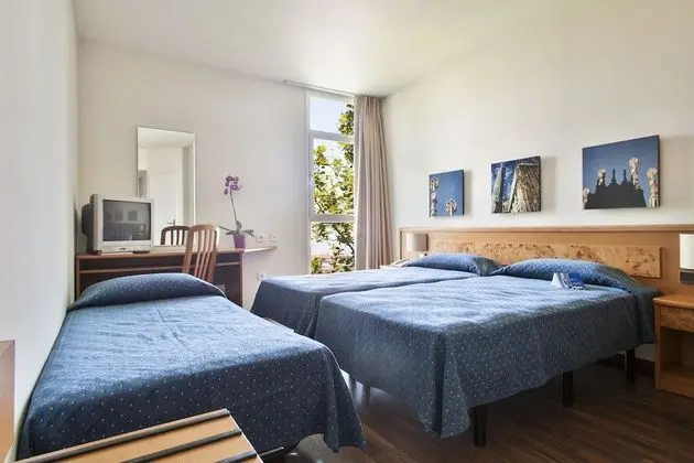 Üç Kişilik Oda (Child)