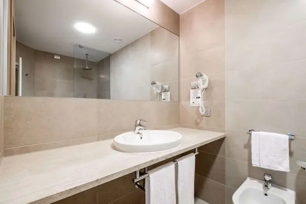 Tek Büyük veya İki Ayrı Yataklı Oda, Sigara İçilmez