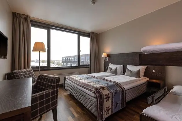 Family Oda (2 Adults + 2 Children)