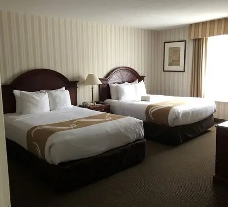 Large Room, 2 Queen Beds, Nonsmoking