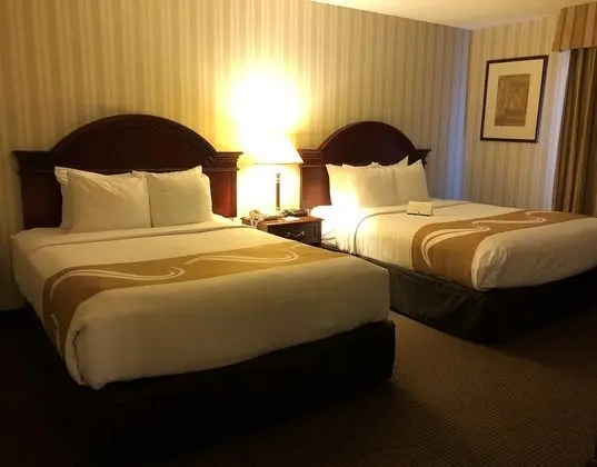 Large Room, 2 Queen Beds, Nonsmoking