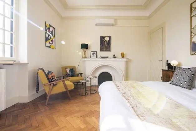 Deluxe Tek Büyük veya İki Ayrı Yataklı Oda, Özel Banyo, Kanal Manzaralı (Chambre 3)
