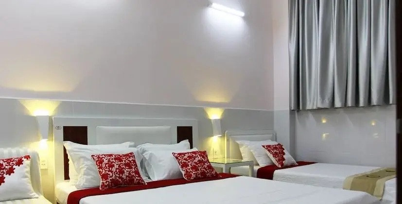 City Üç Kişilik Oda