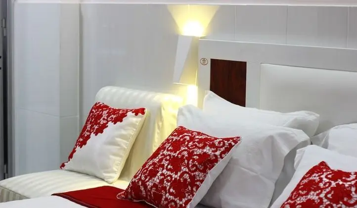 City Üç Kişilik Oda
