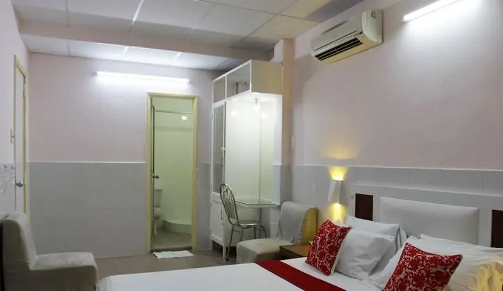 City Üç Kişilik Oda
