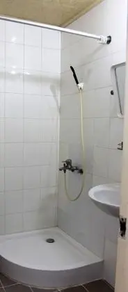 City Üç Kişilik Oda