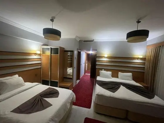 Triple, Şehir Manzaralı, Klimalı
