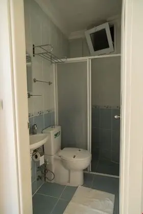 Deniz Veya Dağ Manzaralı 3 kişik Oda