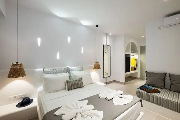 Deluxe Üç Kişilik Oda