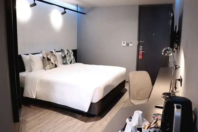 Superior Room with Swimming Pool View (2 Adults + 1 Child)