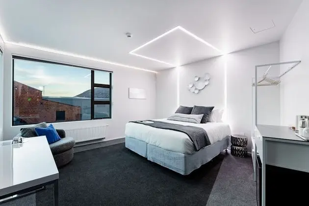 Design Tek Büyük Yataklı Oda