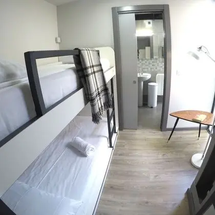 Dört Kişilik Oda, Özel Banyo