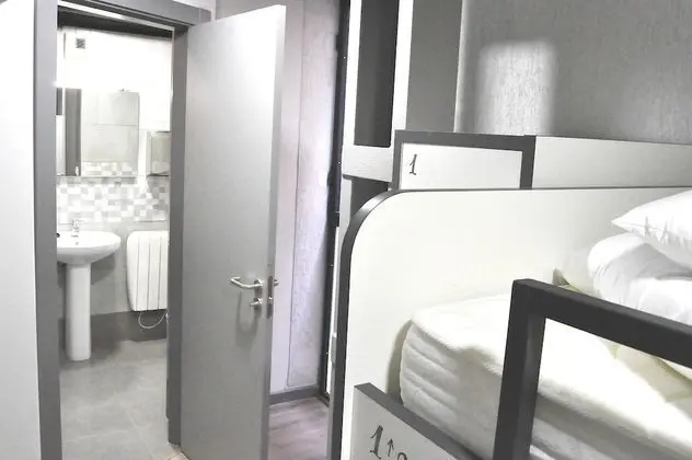 Dört Kişilik Oda, Özel Banyo